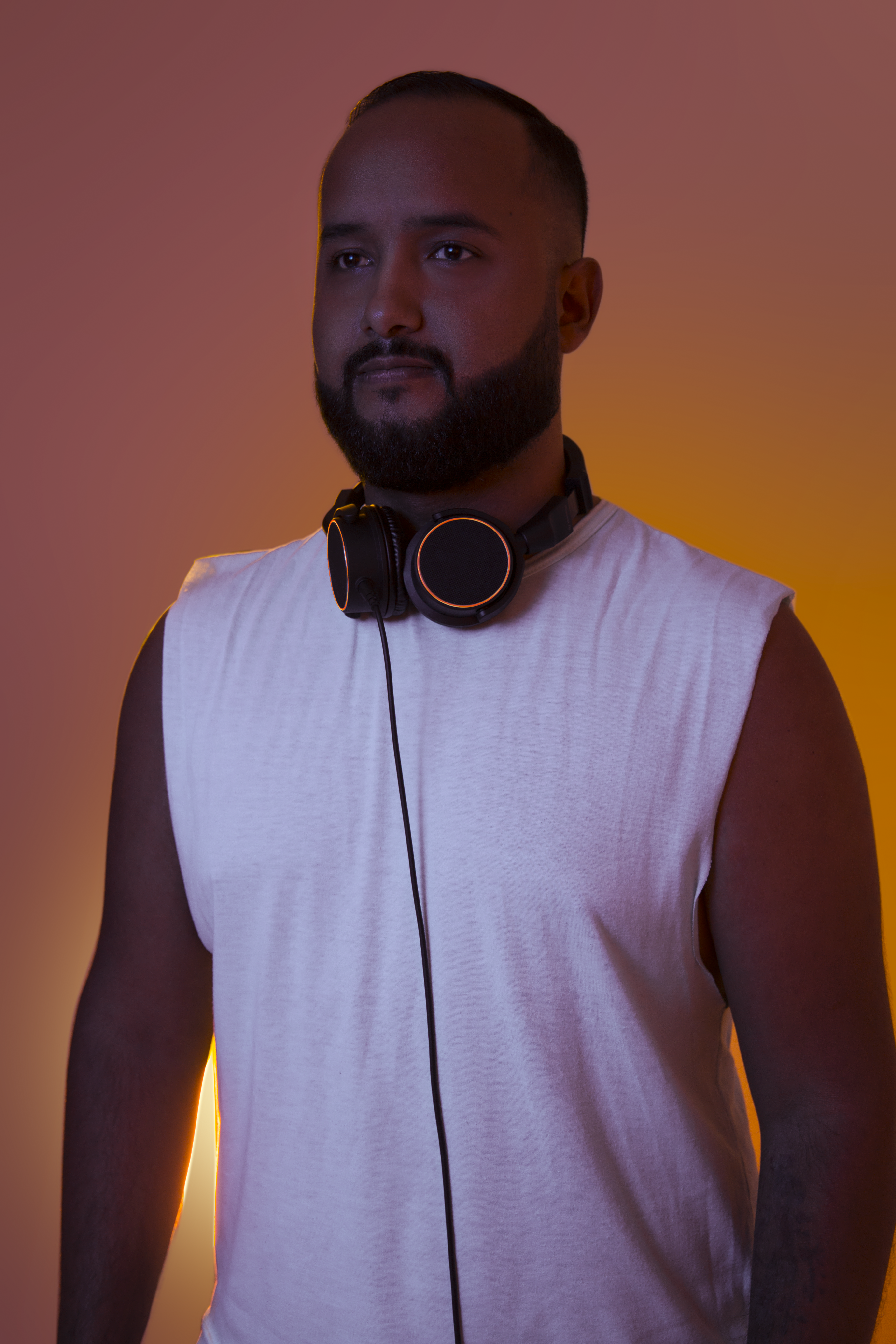 DJ Mike González